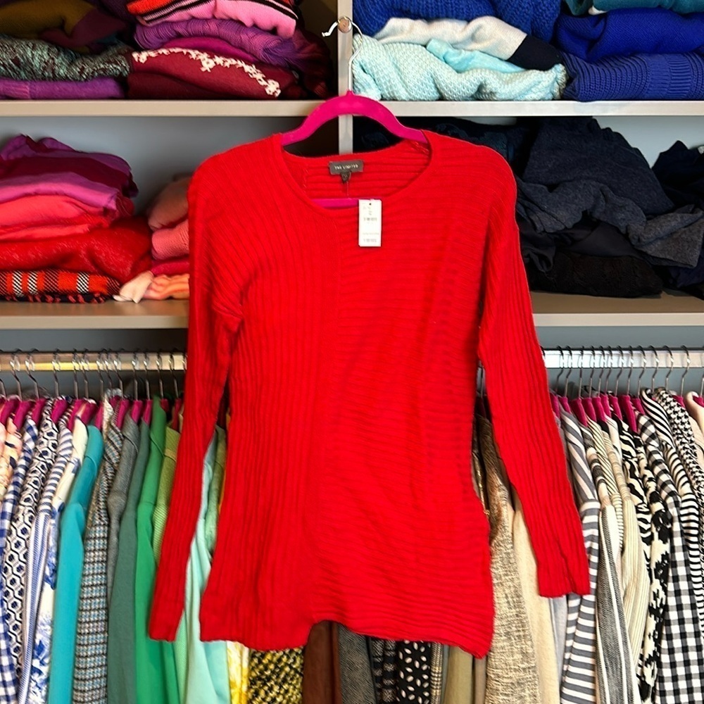 The Limited red long sleeve crew neck sweater size XS NWT